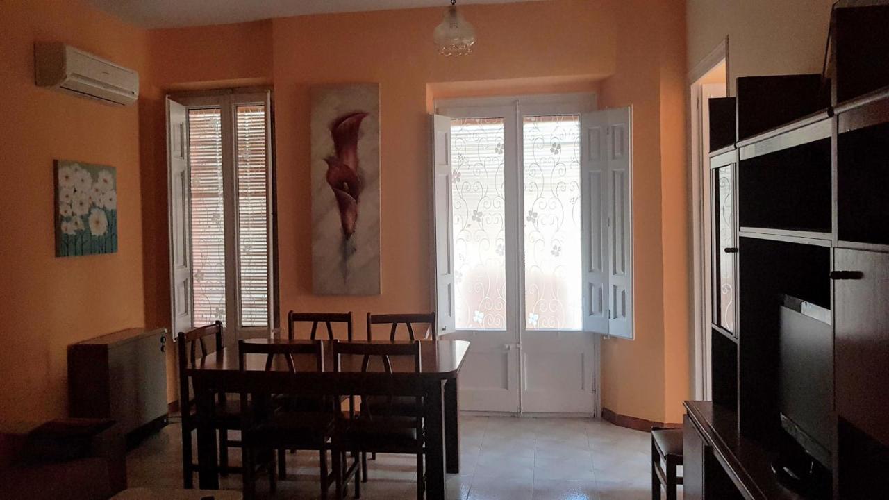 Piso Romantico Y Espacioso Tremp Exterior foto