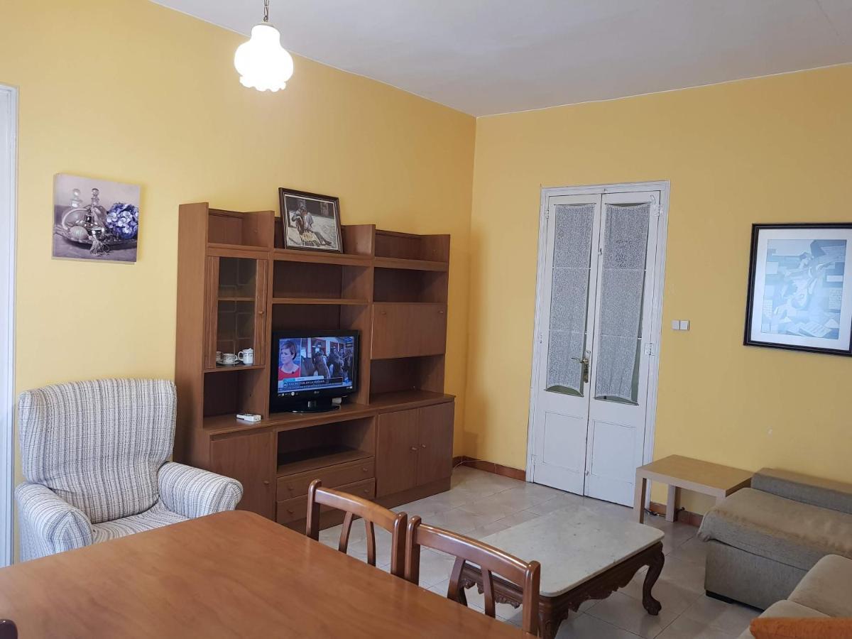 Piso Romantico Y Espacioso Tremp Exterior foto